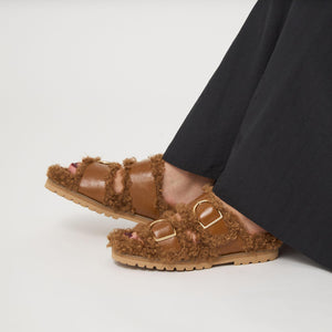 ダブルベルト フェイクファー サンダル