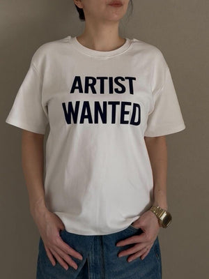 アーティストフロッキーロゴTシャツ