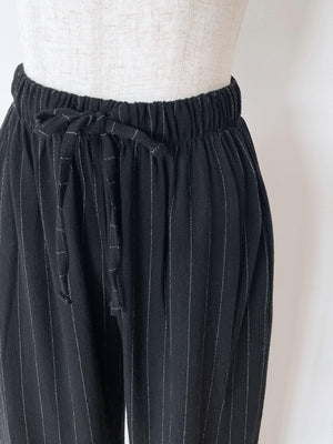 トイリネンパンツ