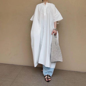 スタンドカラーコクーンワンピース