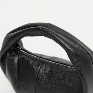 ムーン タック ミニ ワンショルダーバッグ