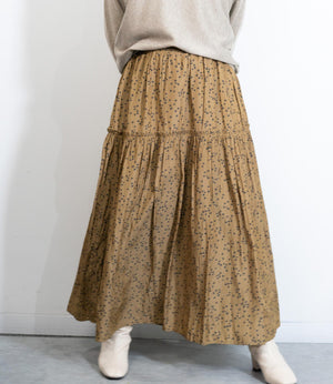 シャイニーティアードスカート