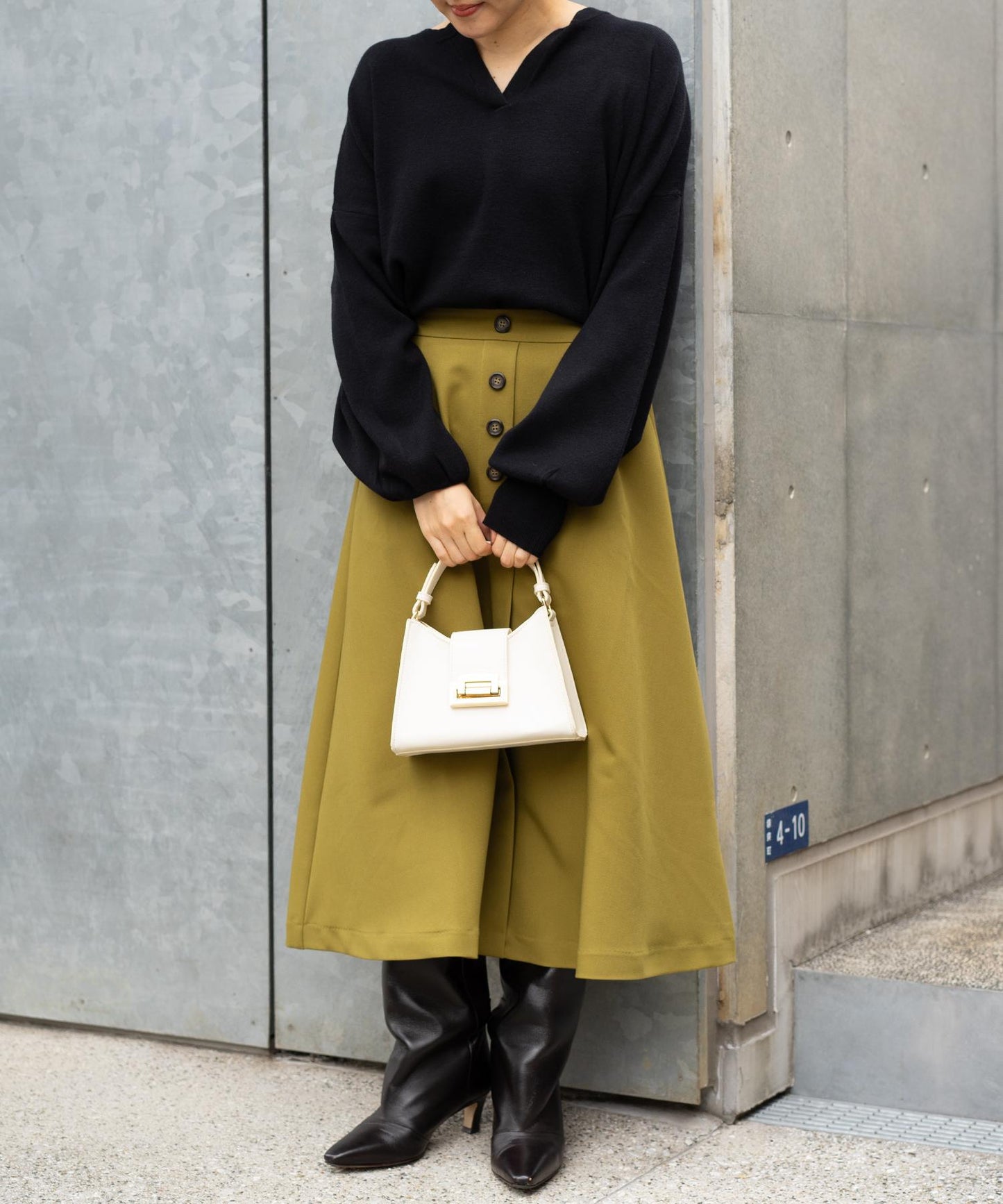 フレアボタンスカート