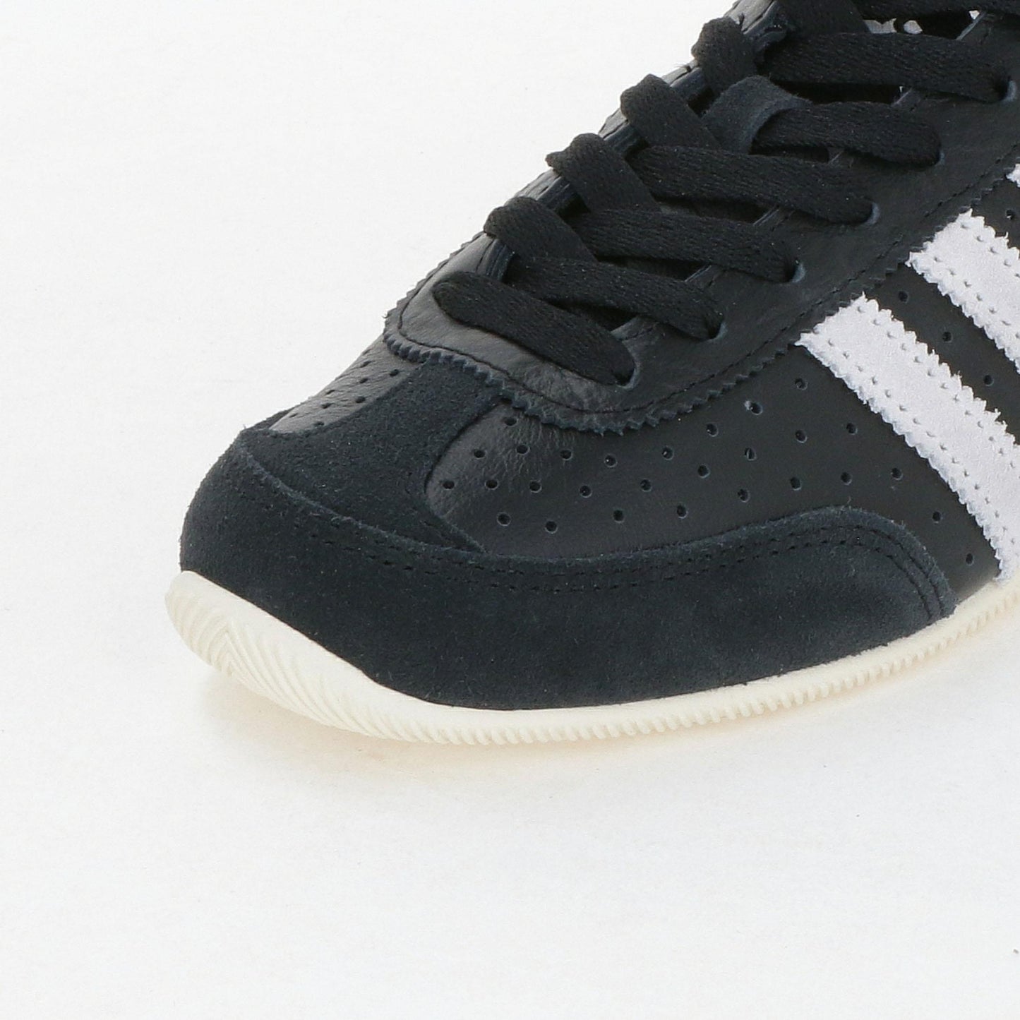 ＜adidas Originals＞ジャパン スニーカー