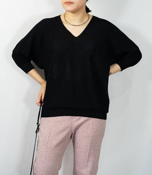 ホールガーメンVネックトニット