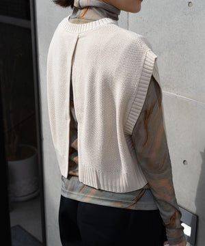 ショートベスト