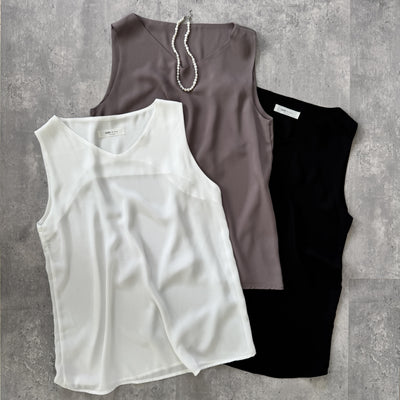 ノースリーブブラウス