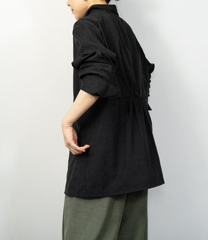 バックギャザーシャツ