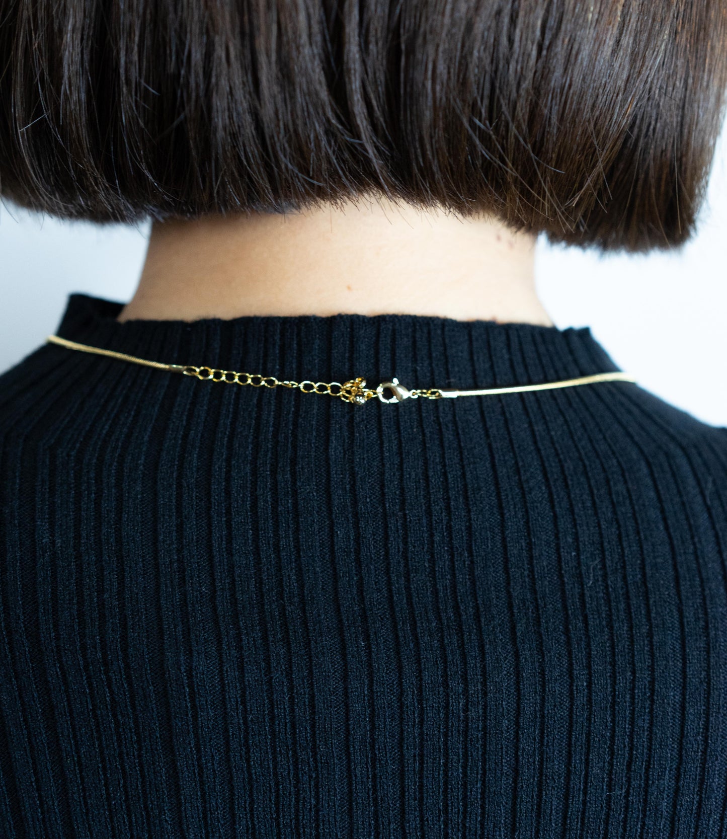 カーブバーモチーフネックレス