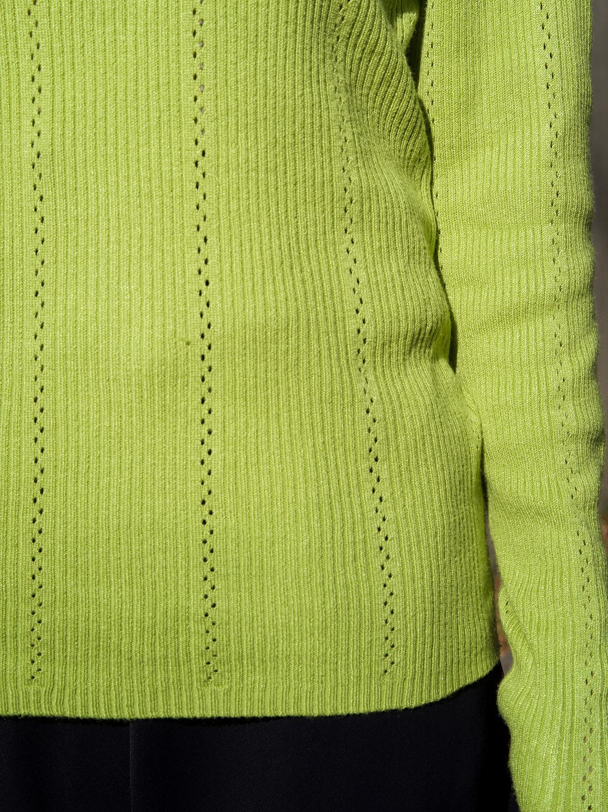 透かし柄ハイネックニット