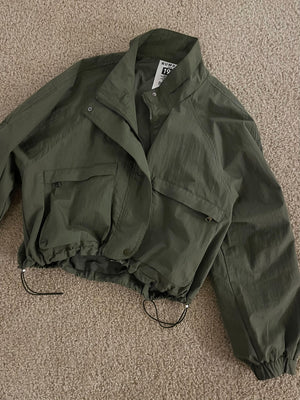 カーキショートブルゾン