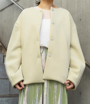 ダンボールノーカラーアウター