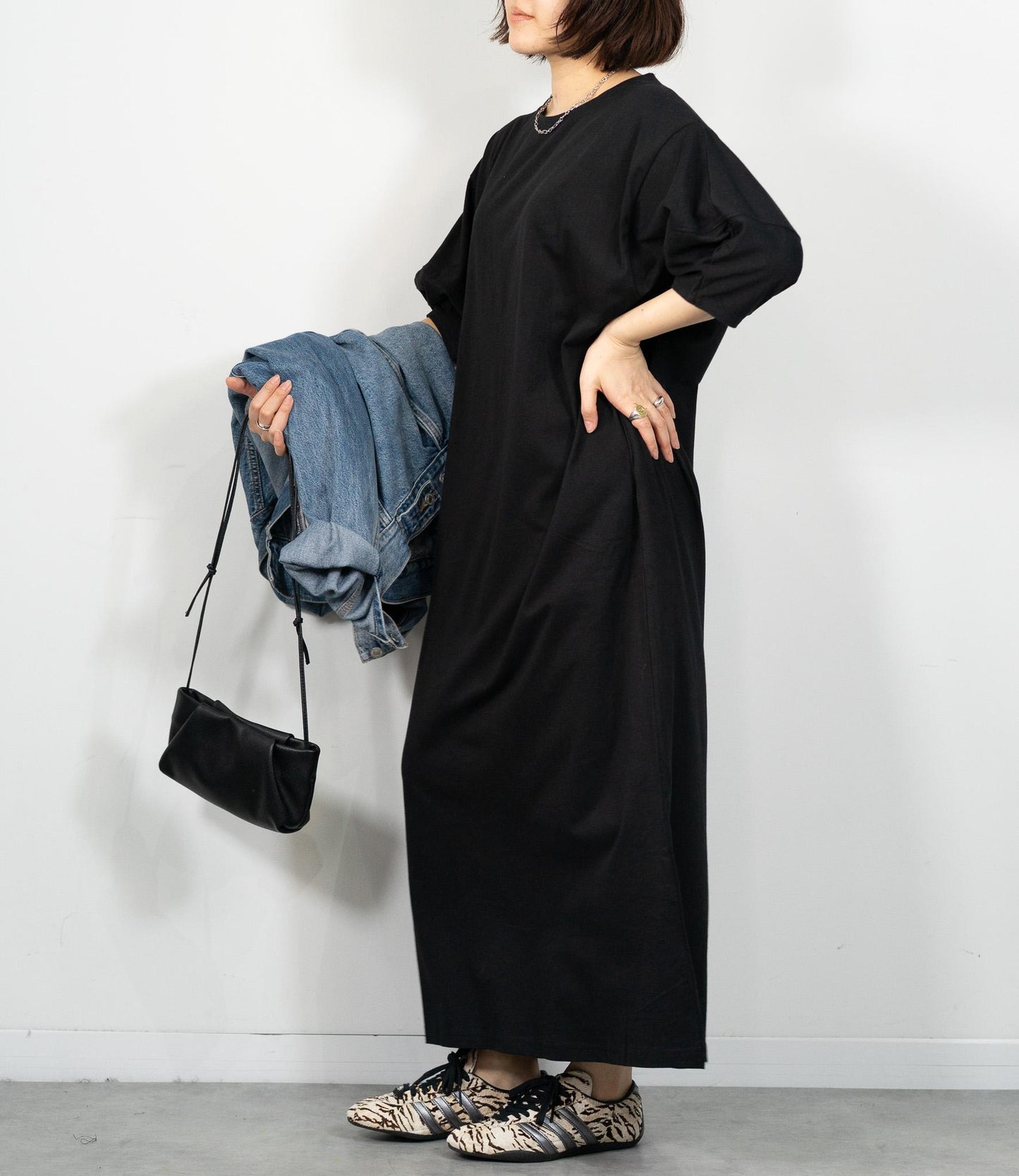 コクーンスリーブストレートワンピース