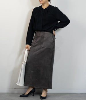 マシュマロスウェードタイトスカート