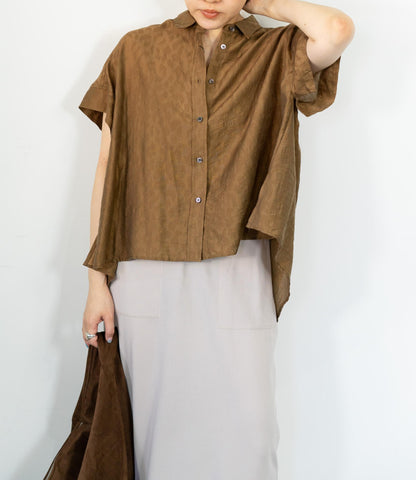 シアーエアリーブラウス