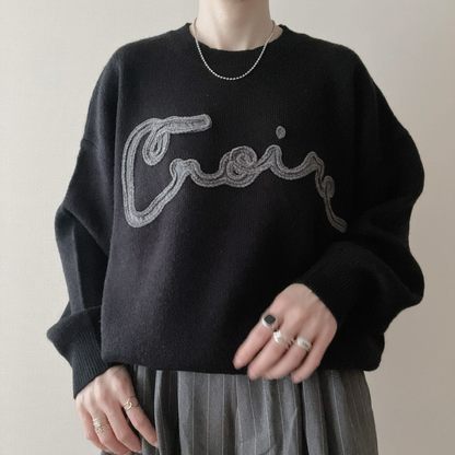 刺繍ロゴニット
