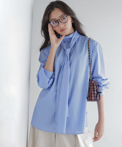 コットンタッチシャーティング刺繍入り ブラウス