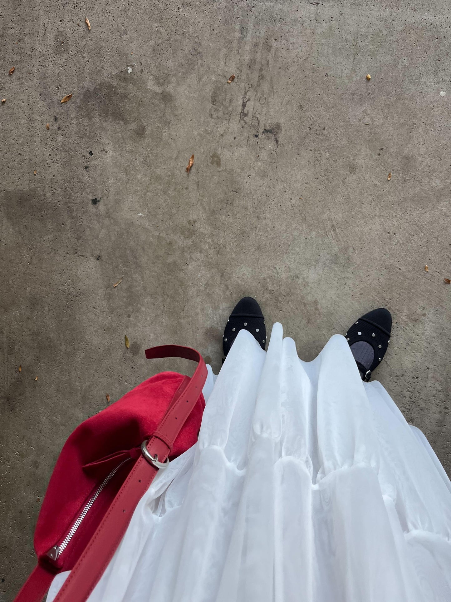 赤スエードバッグ