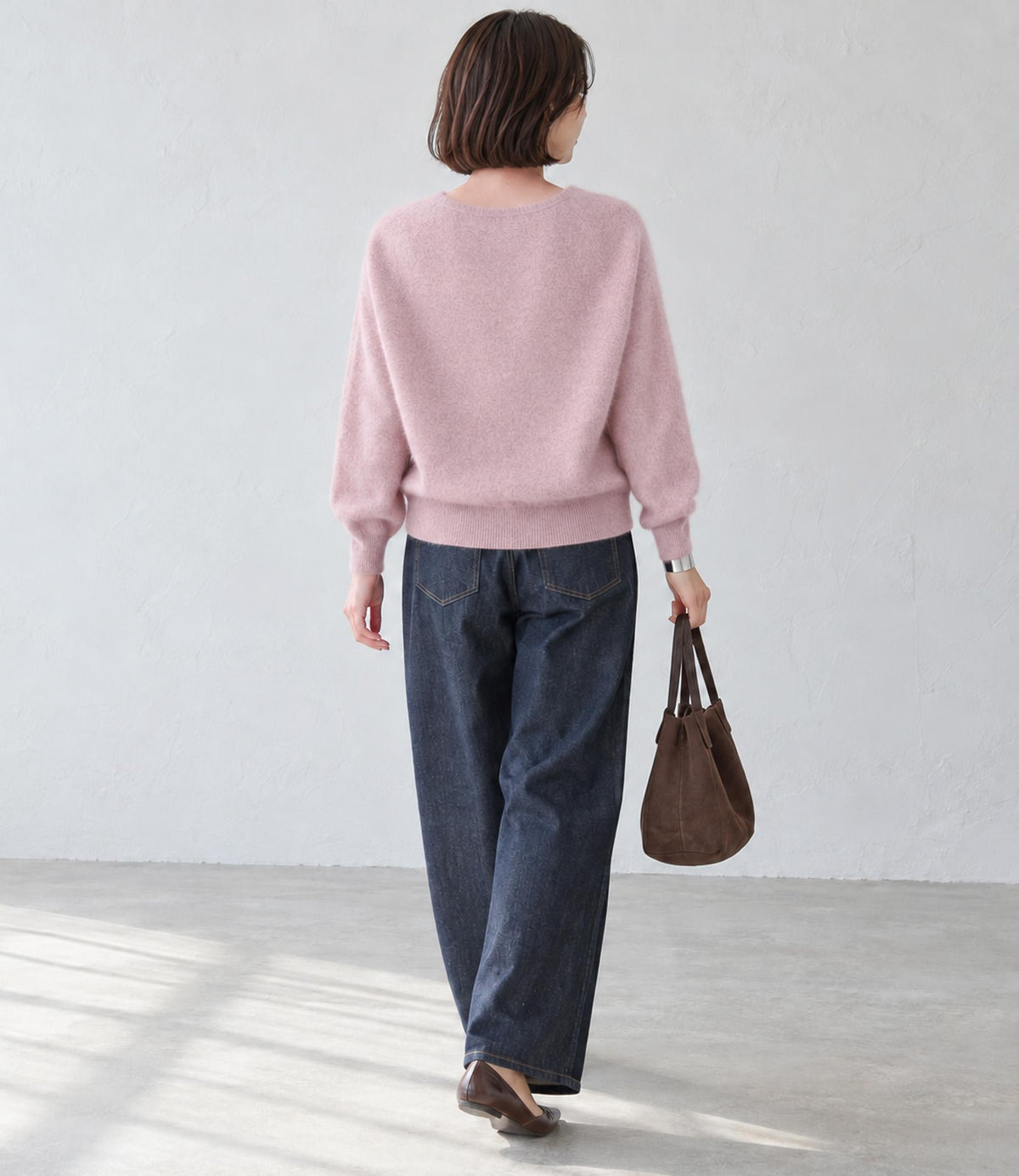 ウールカシミアホールガーメントVネックニット