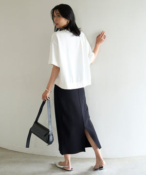 スゴ機能美ニット Iラインスカート