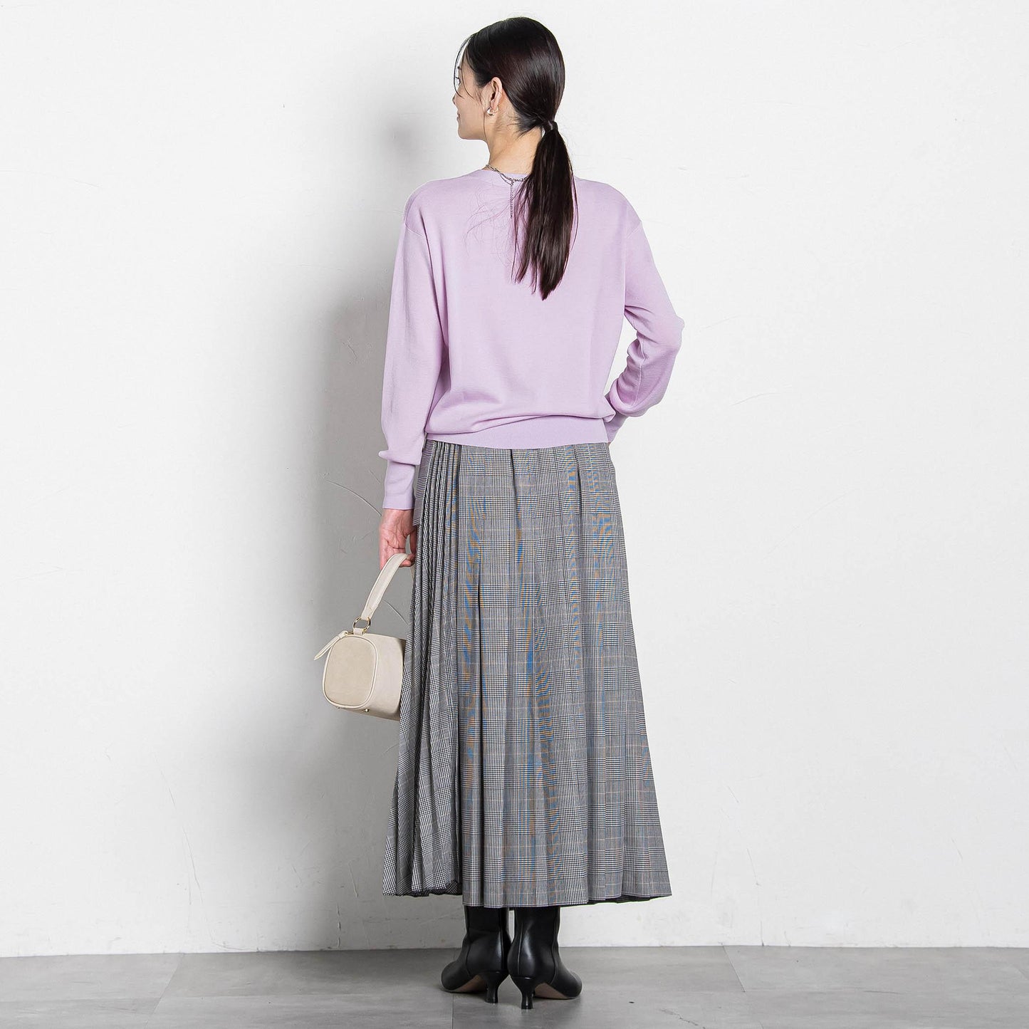 Brisbane Vネックニットプルオーバー≪11号あり≫