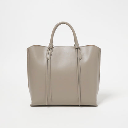 【WEB限定】2WAYタッセルハンドル A4 トートバッグ / ショルダーバッグ