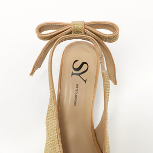 ＜SY＞ポインテッドピープトゥリボンバックベルト パンプス45●↑