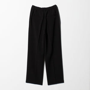 タックワイドストレートパンツ ウォッシャブル