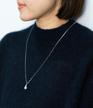 ドロップパールロングネックレス