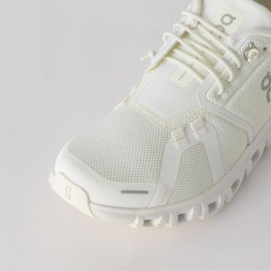 ＜On＞Cloud 6 スニーカー