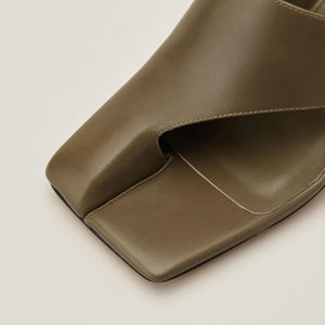 サムカバーミュール サンダル60↑