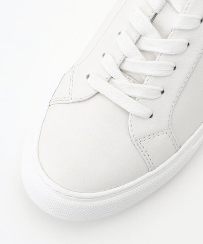 プラットフォームスニーカー