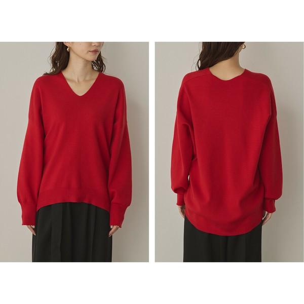 やわもちVネックニット