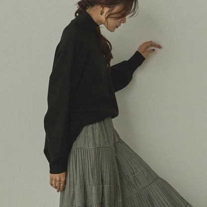 やわもちコクーンハイネックニット