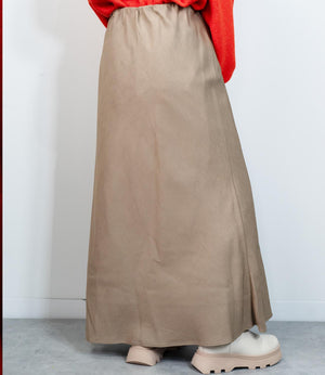 カルゼフレアスカート