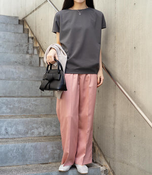 コクーンシルエットボートネックカットソー