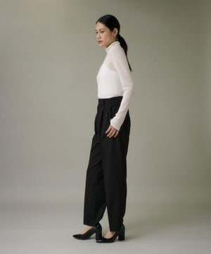 ハイネックニットプルオーバー《Melty air wool》