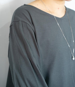 シルケットVネックカットソー