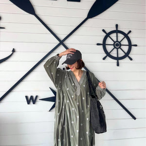 レタリング刺繍キャップ