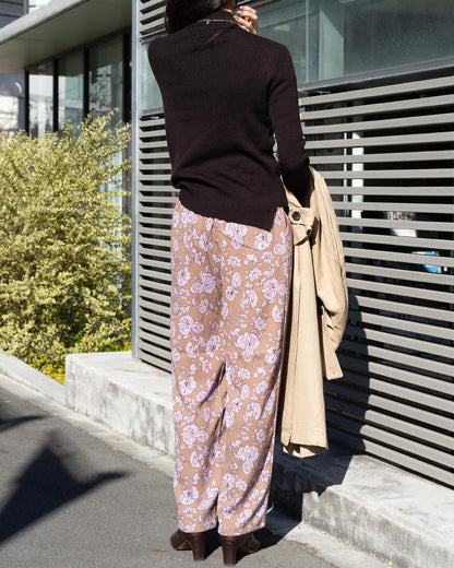 ソフトタッチタートルネックニット