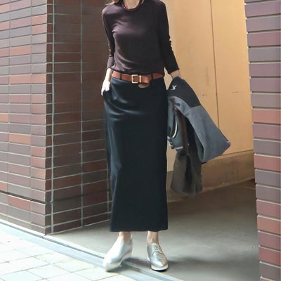 Hラインのハンサムロングスカート