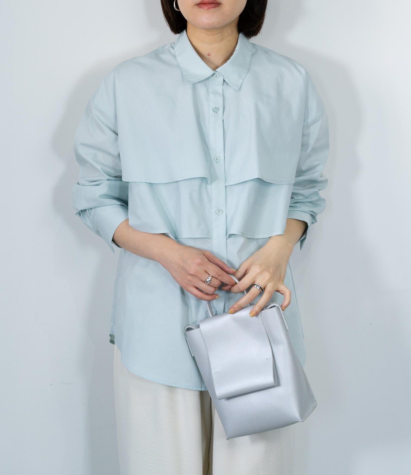 レイヤードライクダブルフリルシャツ