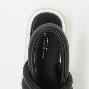 パフィー プラットサンダル