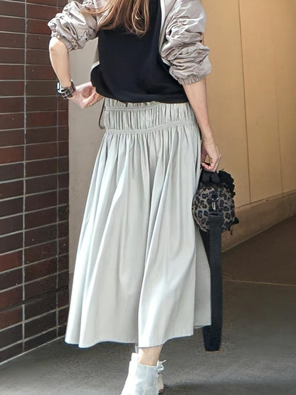 シャーリングフレアスカート