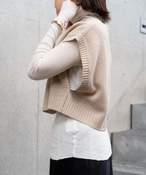 ショートベスト