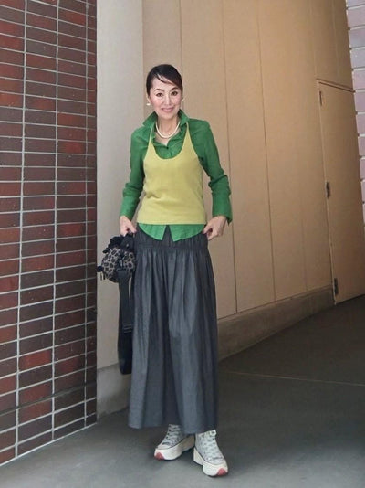 ホルターネックニット