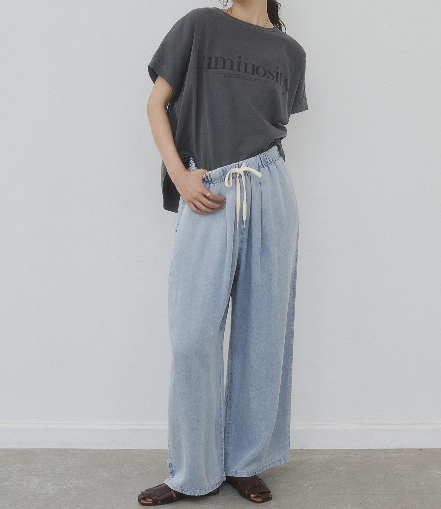 LuminosityドルマンTシャツ