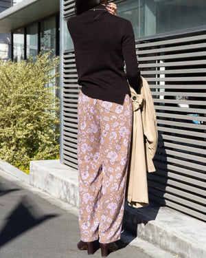 ソフトタッチタートルネックニット