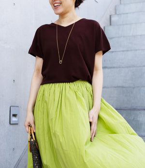 コクーンシルエットVネックニット