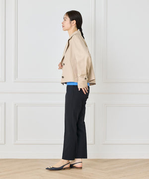 美脚テーパードパンツ